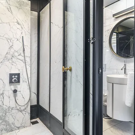 Ξενοδοχείο με διαμερίσματα Ra 4*