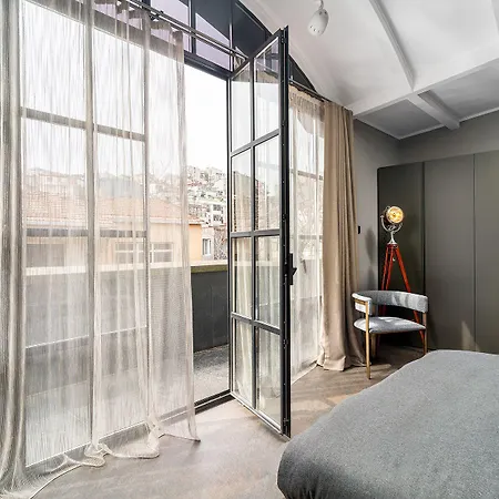 Ra Aparthotel 4*